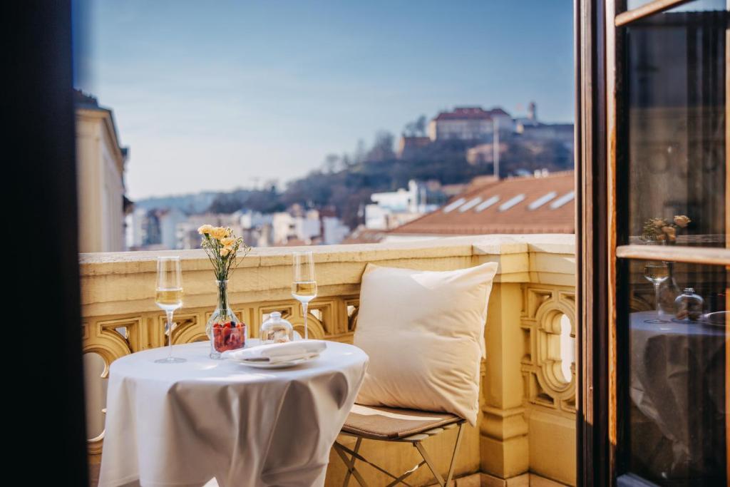 Grand Palace Brno - Small Luxury Hotels of the World - 25