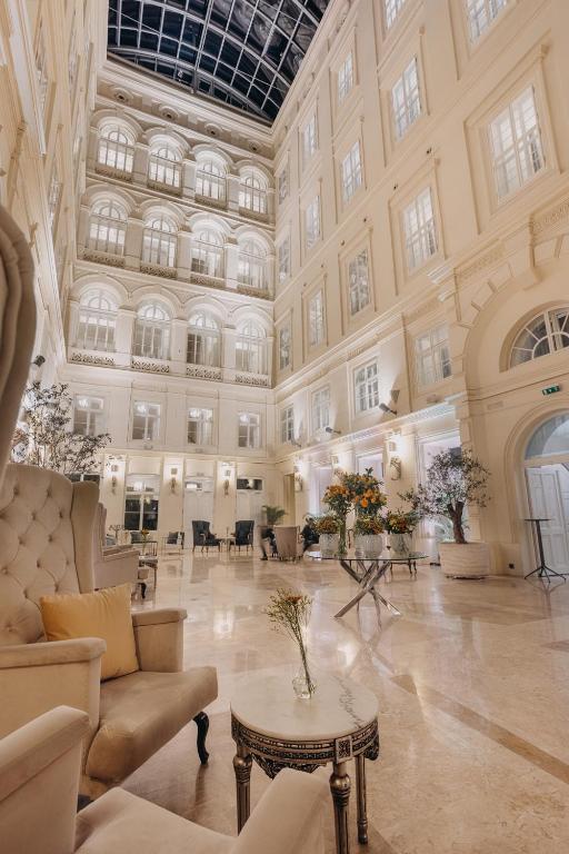 Grand Palace Brno - Small Luxury Hotels of the World - 31