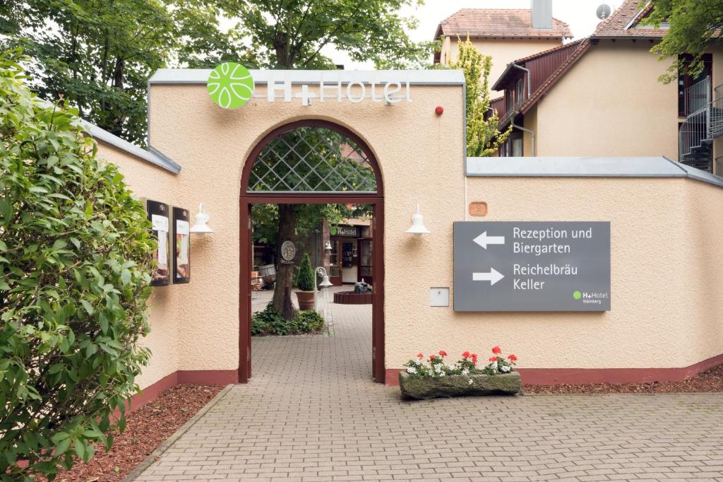 H+ Hotel Nürnberg - 18