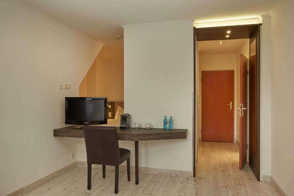 H+ Hotel Nürnberg - 13