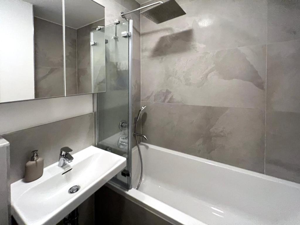 Nurban Apartments GoHo - 43