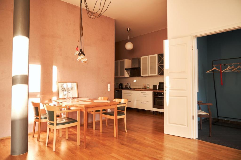 Cityloft - im Zentrum, inkl Parkplatz, Netflix, 3-Raum - 13