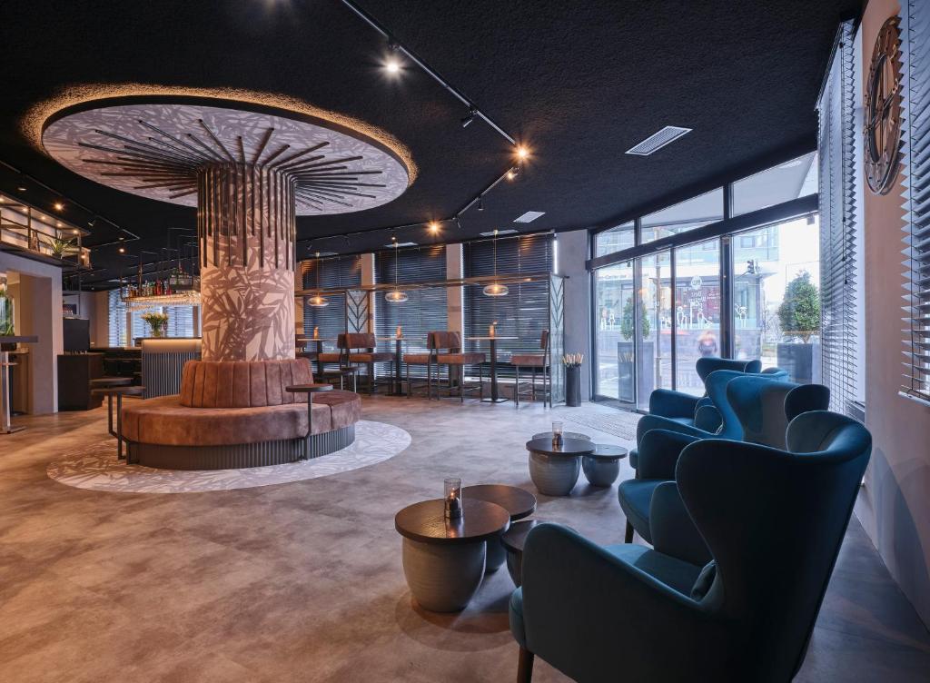 Best Western Plus Hotel Regence - 43