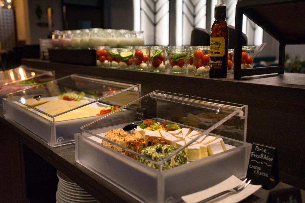 Best Western Plus Hotel Regence - 35