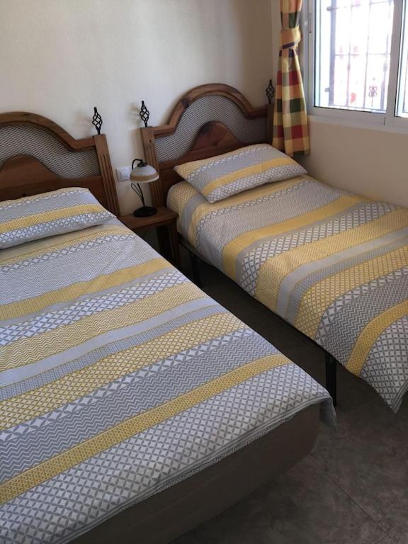 Top Floor spacious apartment with roof terrace - 26