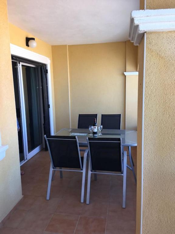 Top Floor spacious apartment with roof terrace - 19