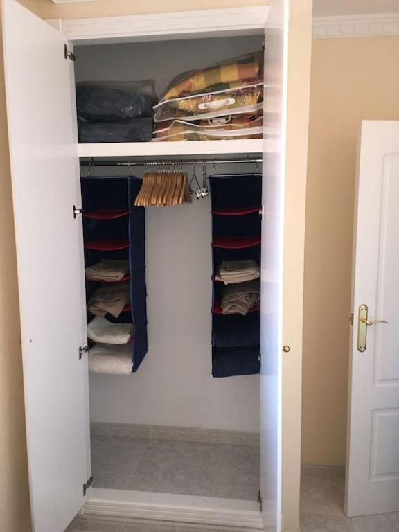 Top Floor spacious apartment with roof terrace - 28