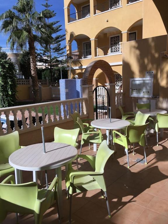 Top Floor spacious apartment with roof terrace - 33