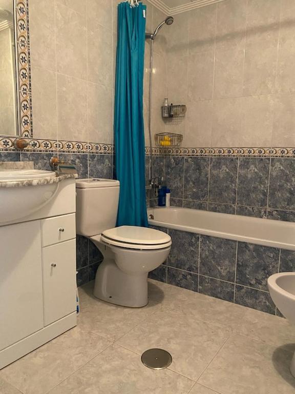 Top Floor spacious apartment with roof terrace - 29