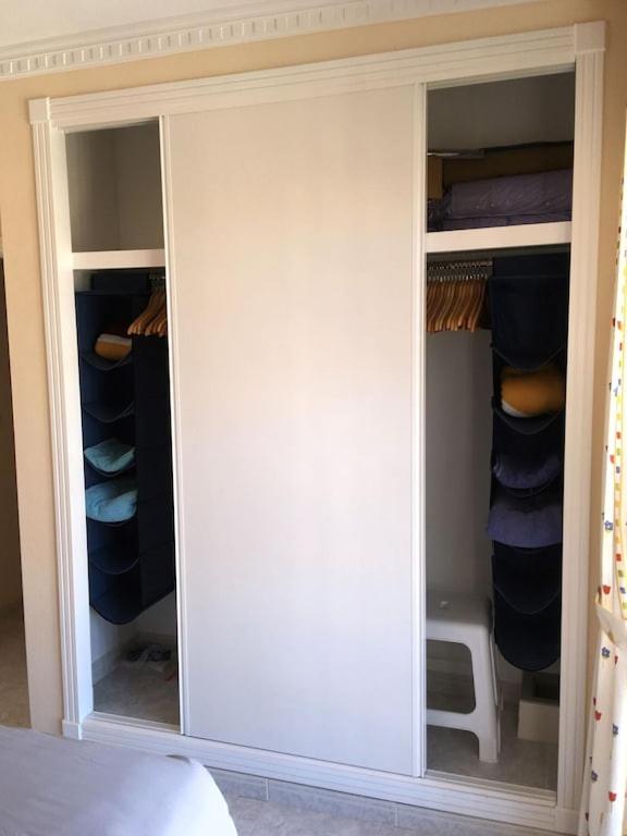 Top Floor spacious apartment with roof terrace - 27