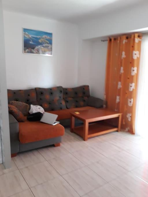 Piso por la Plaza Sol con WiFi - 9