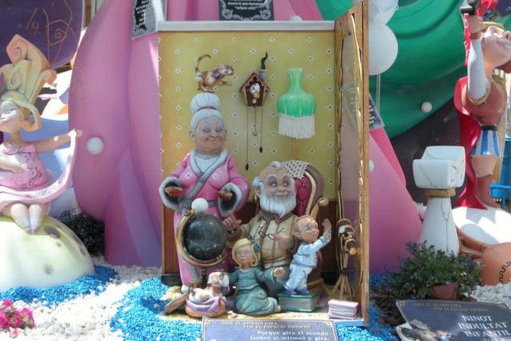 Piso por la Plaza Sol con WiFi - 10