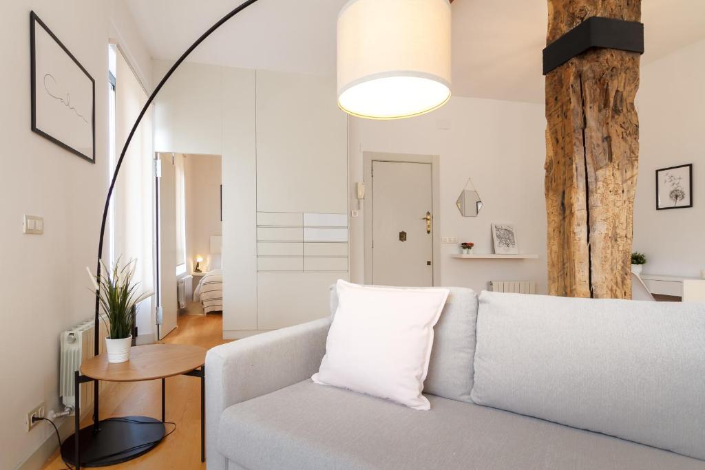 Muy Luminoso a 5 min del centro de Bilbao - 16