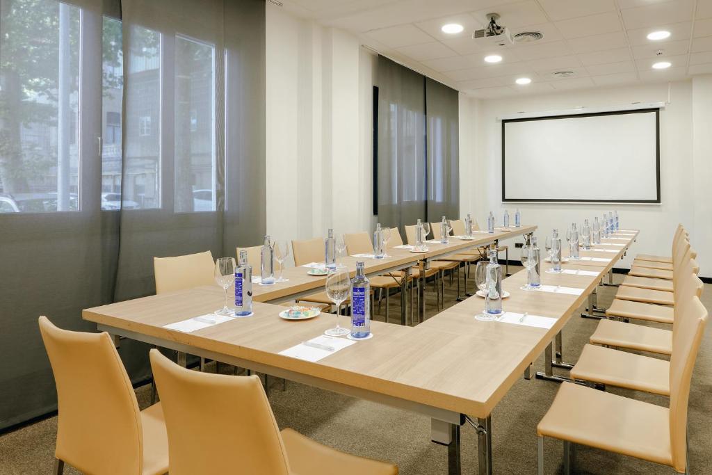 Abba Euskalduna Hotel - 37