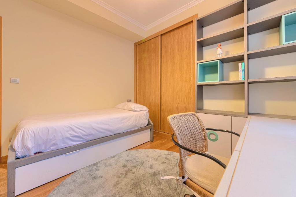 Encanto y Confort en Calle Epalza - Tu Familia en el Corazón de Bilbao - 13