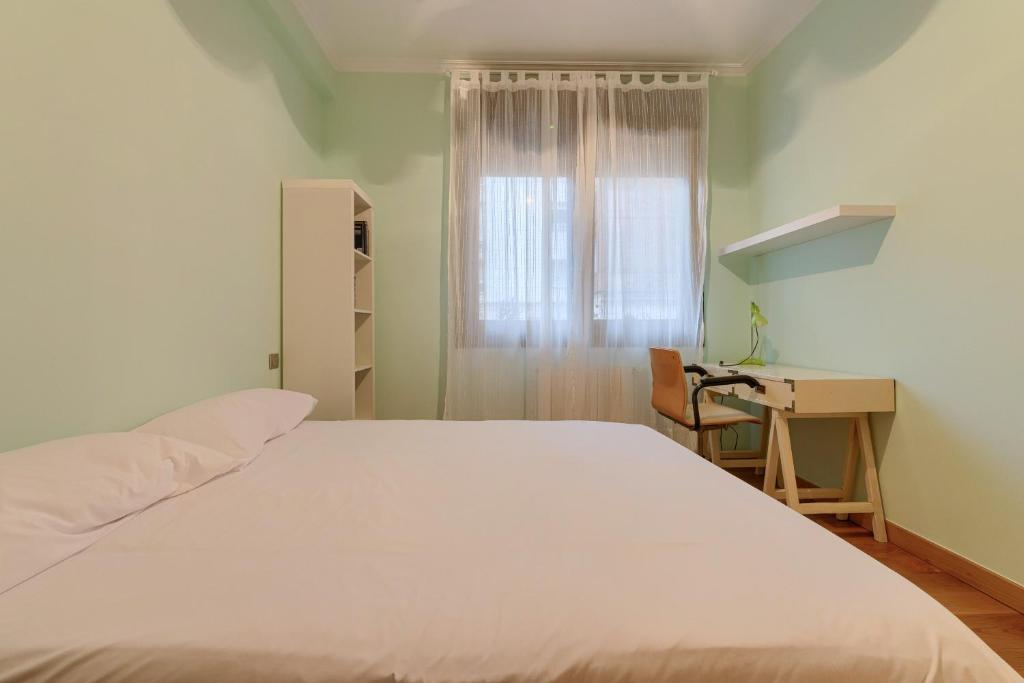 Encanto y Confort en Calle Epalza - Tu Familia en el Corazón de Bilbao - 9