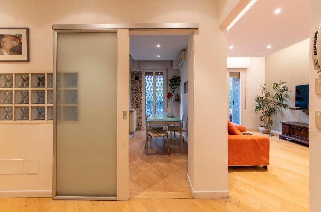 HouSmart Treves 2 - 24