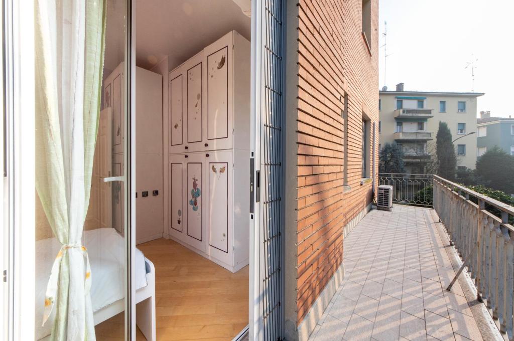 HouSmart Treves 2 - 4