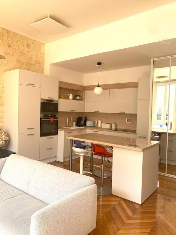Fantastic 3-Room apartment heart of les Chartrons - Bordeaux - 6