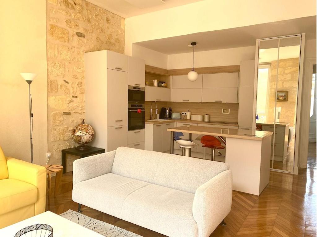 Fantastic 3-Room apartment heart of les Chartrons - Bordeaux - 8