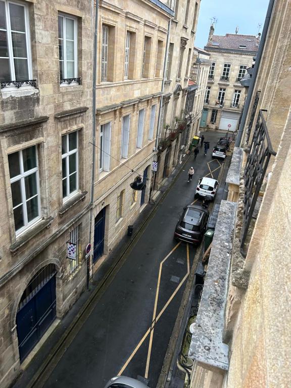 Fantastic 3-Room apartment heart of les Chartrons - Bordeaux - 34