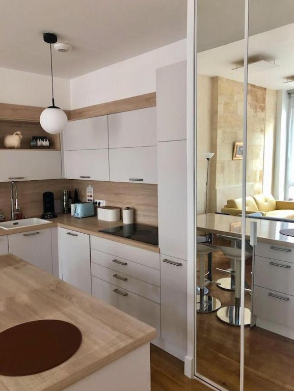 Fantastic 3-Room apartment heart of les Chartrons - Bordeaux - 25
