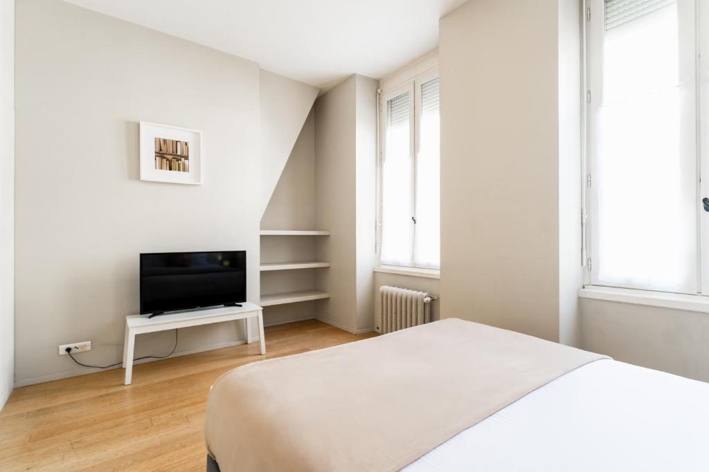 Appartement T3 de Prestige proche du Jardin Public de Bordeaux - 15