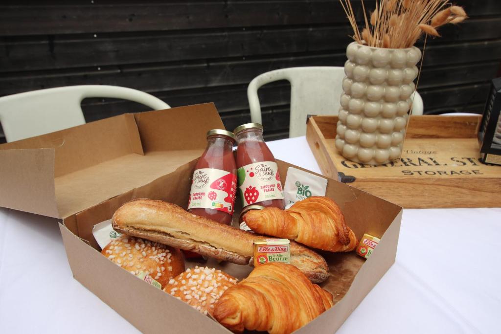 Appartement T3 de Prestige proche du Jardin Public de Bordeaux - 2