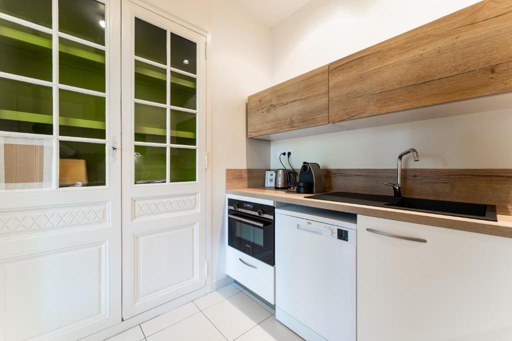 Appartement T3 de Prestige proche du Jardin Public de Bordeaux - 19