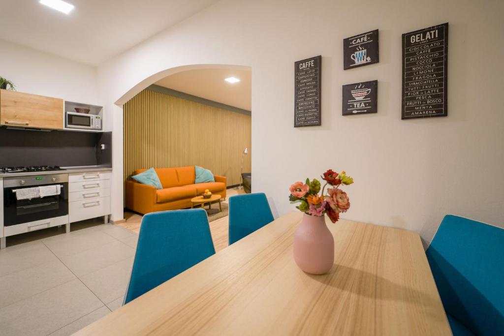 Vesna Convenient Apartment by CHORS - 4