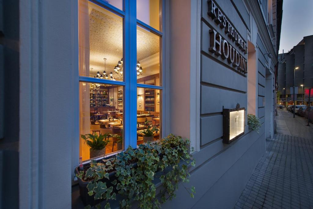 Marrol's Boutique Hotel - 11