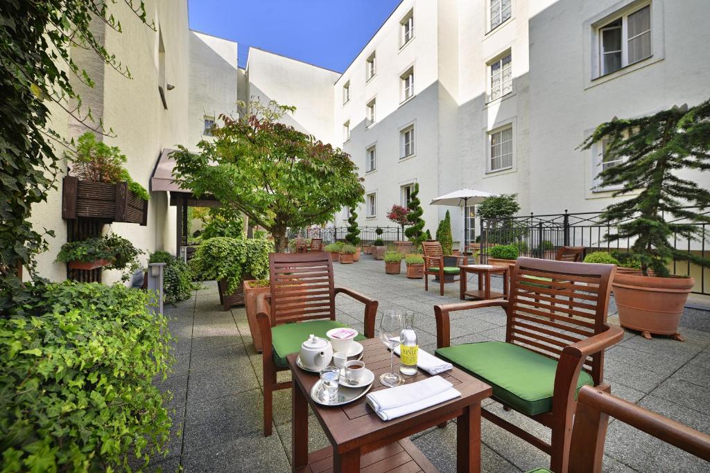 Marrol's Boutique Hotel - 21