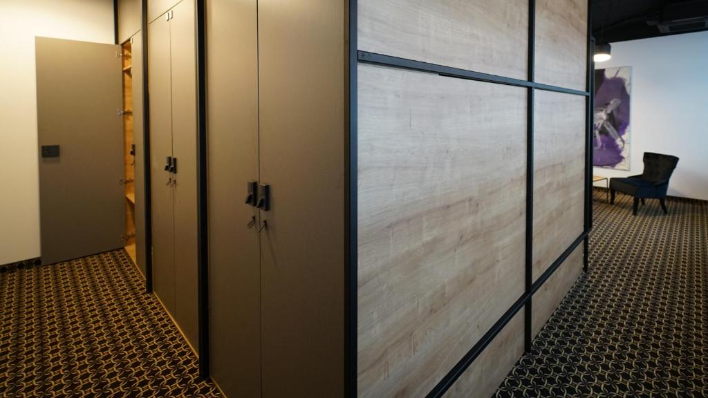 CHORS like a hotel - Capsule & NFT Boutique Hostel Bratislava - City Center - 20