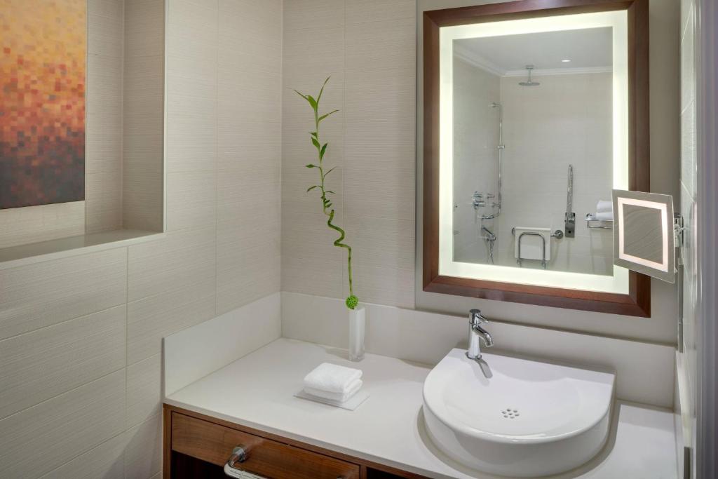 Sheraton Bratislava Hotel - 29