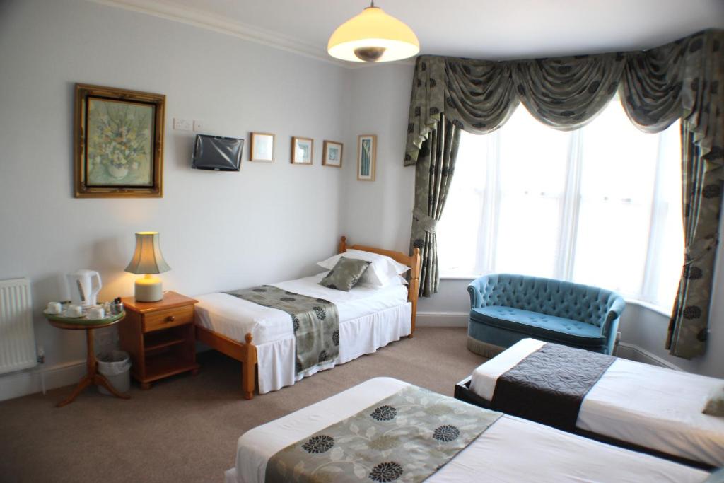 Filton Guest House - 13