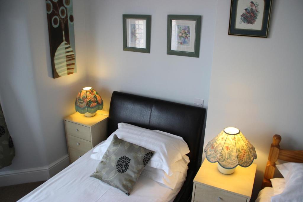 Filton Guest House - 15