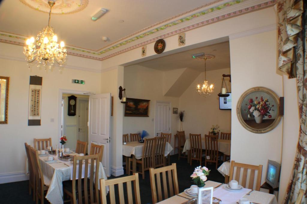 Filton Guest House - 44