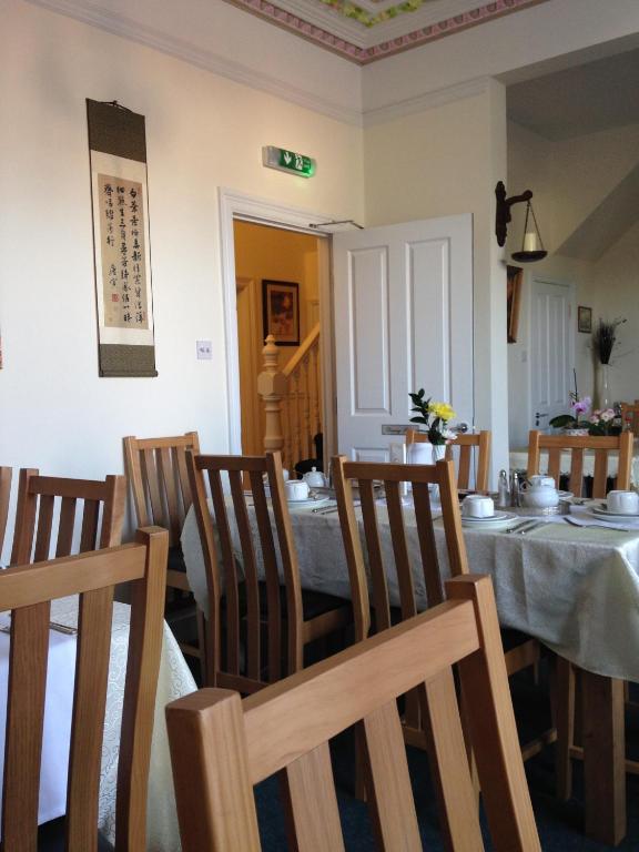 Filton Guest House - 45