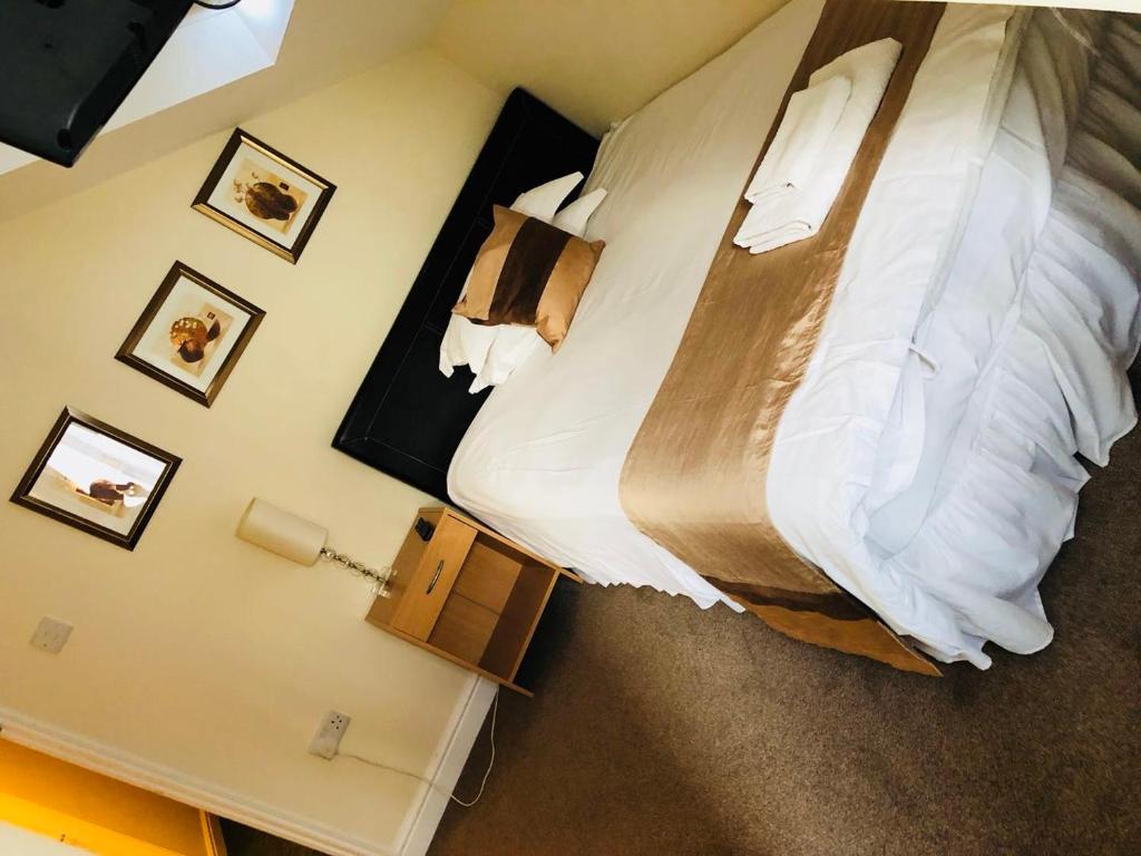 Filton Guest House - 33