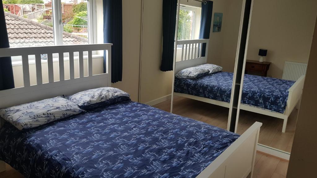 Luxurious Dingle Corner - 38