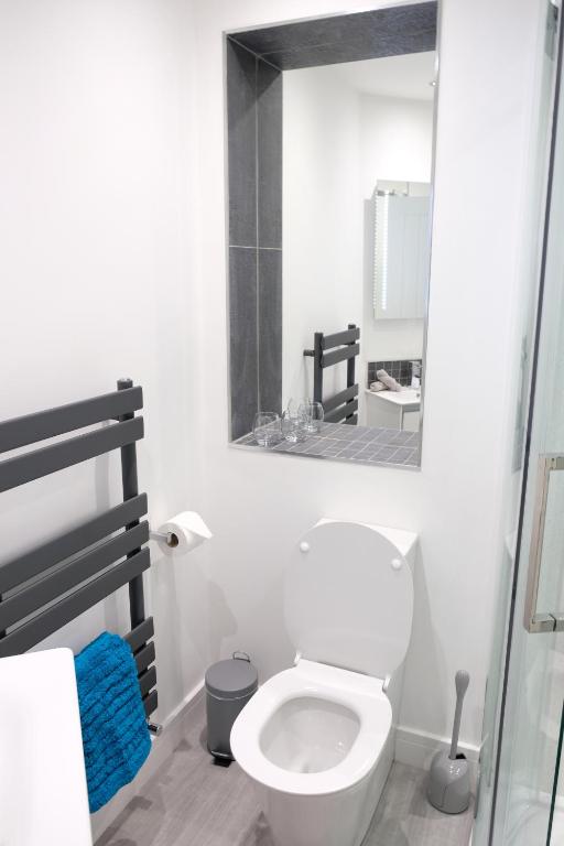 Rosemary House BRS Airport Accommodation - 31