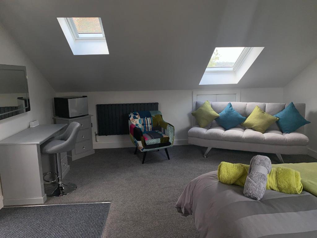 Rosemary House BRS Airport Accommodation - 5