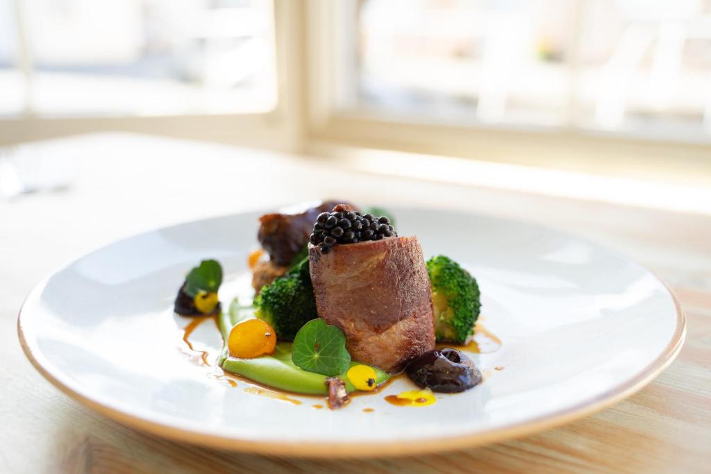 The Bear & Swan - 21