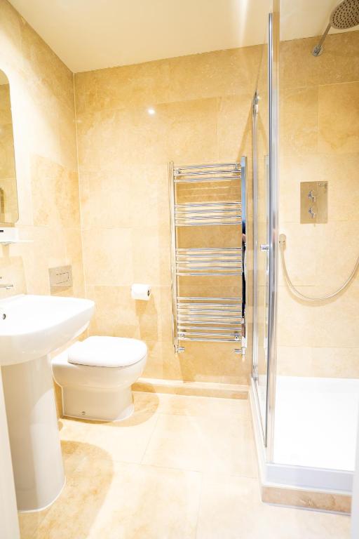 The Bear & Swan - 20