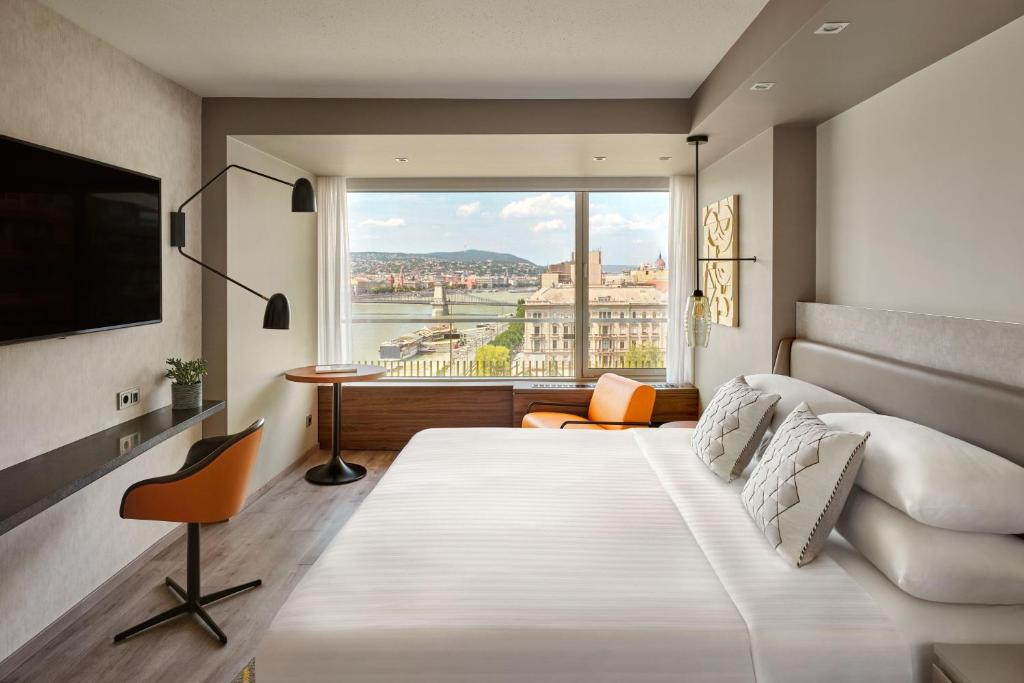 Budapest Marriott Hotel - 12
