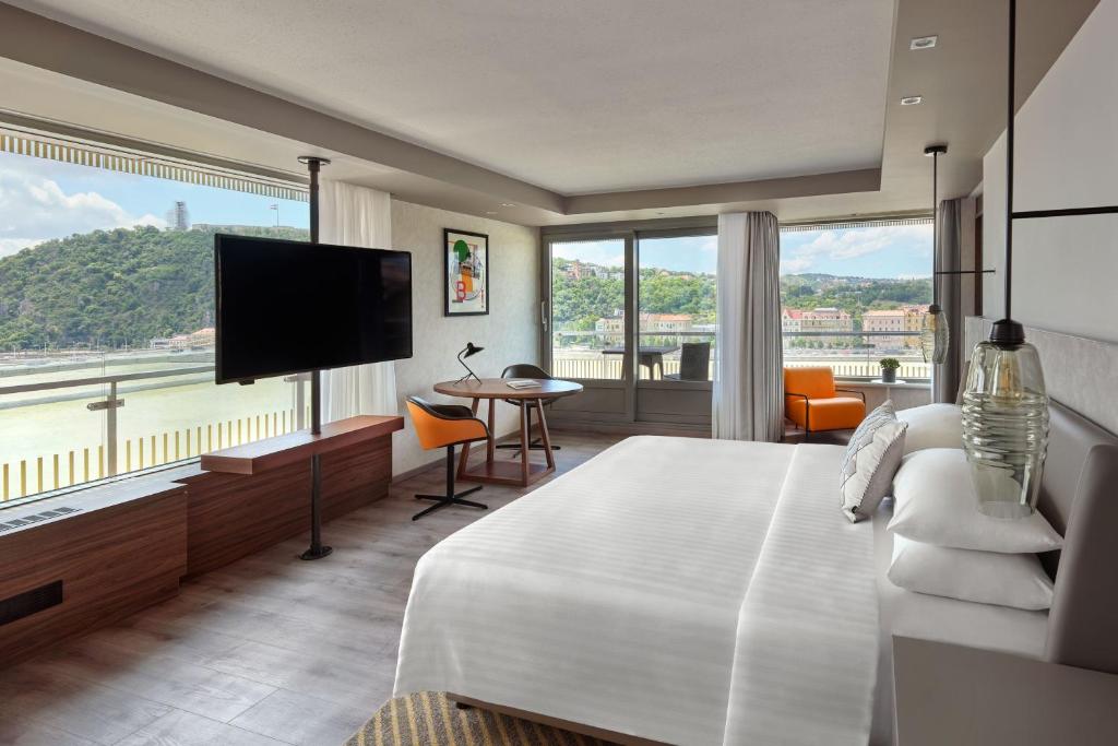 Budapest Marriott Hotel - 17