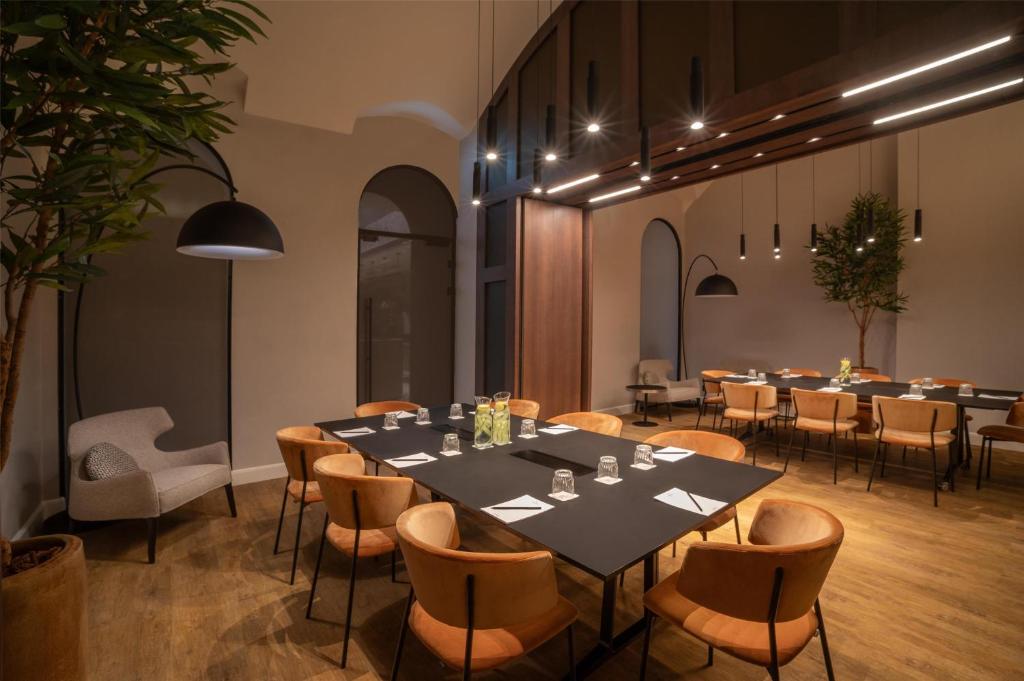 Radisson Collection Hotel, Basilica Budapest - 35