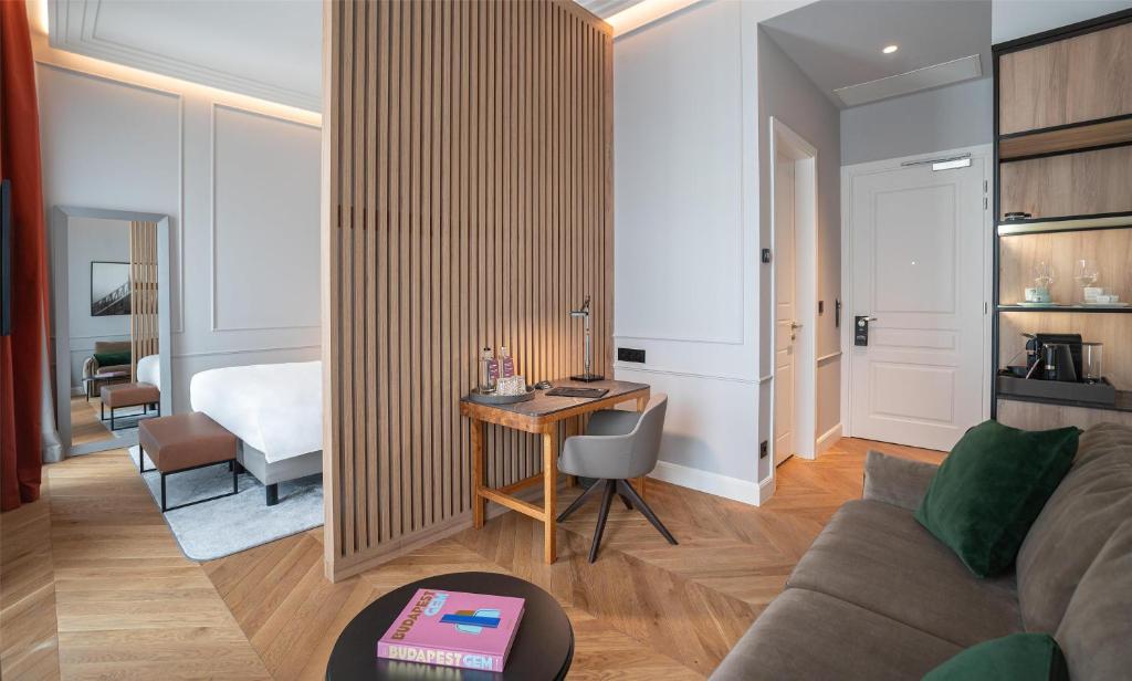 Radisson Collection Hotel, Basilica Budapest - 29