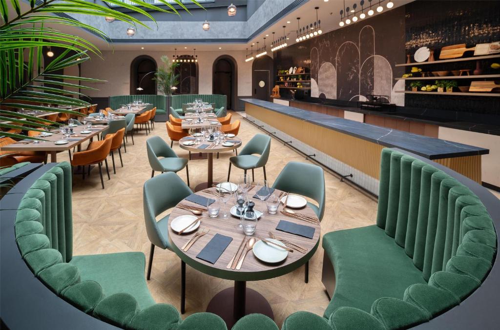 Radisson Collection Hotel, Basilica Budapest - 44