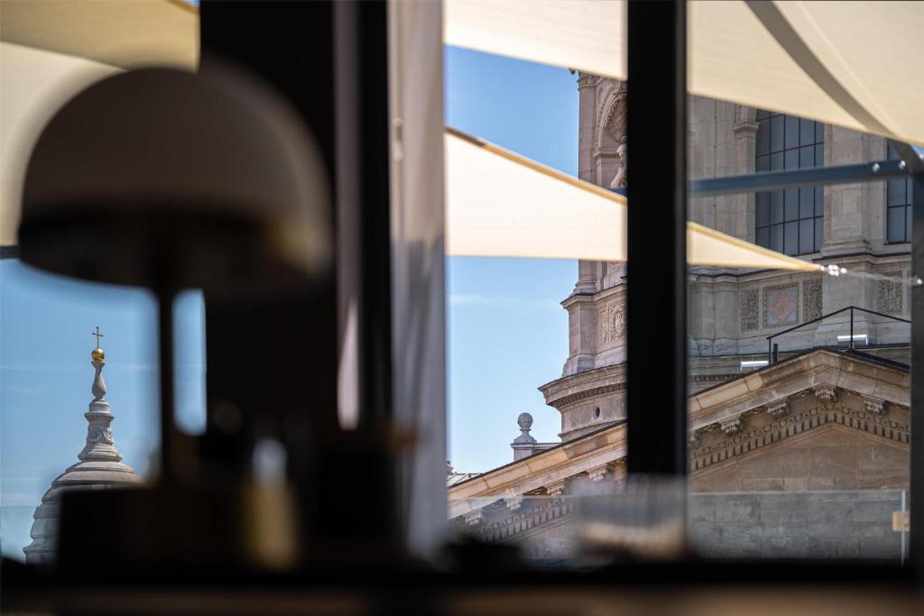 Radisson Collection Hotel, Basilica Budapest - 43